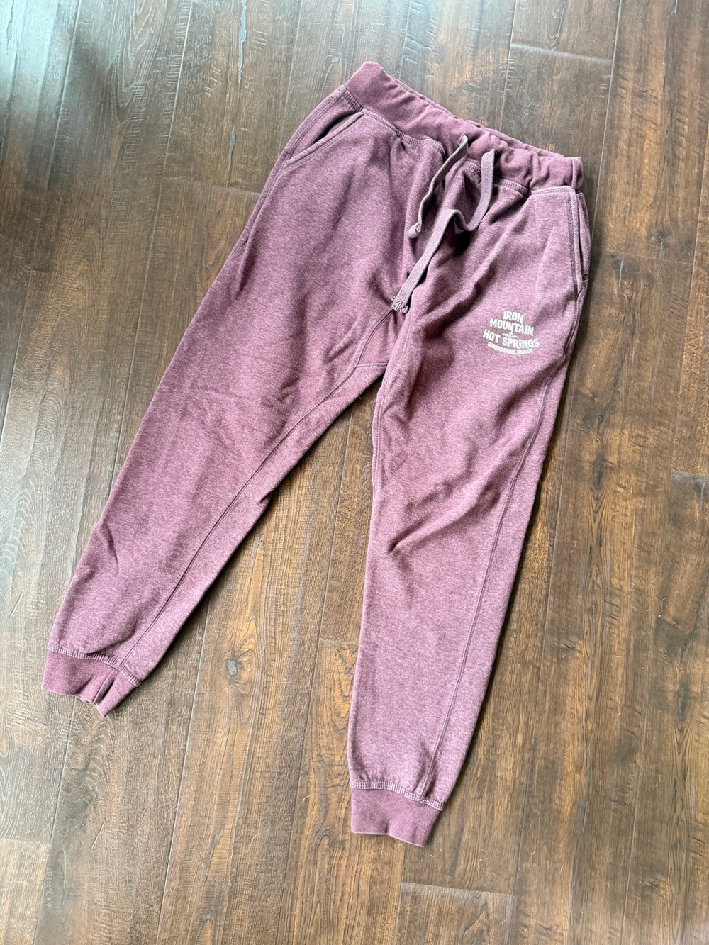 Maroon Cozy Drawstring Joggers with Elastic Cuffs - IRON MOUNTAIN HOT SPRINGS